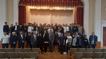 В СКГМИ (ГТУ) прошли торжественные встречи с первокурсниками