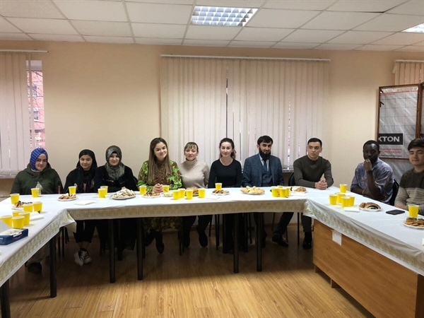 В Центре социо-культурной адаптации иностранных студентов и лиц без гражданства СКГМИ прошло празднование Масленицы