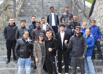 Для иностранных студентов СКГМИ провели экскурсию в горах Северной Осетии