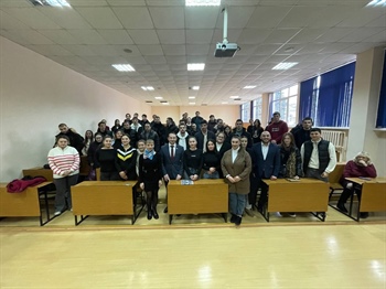 Председатель комитета Парламента РСО-Алания по национальной политике и делам молодежи Георгий Джиоев встретился со студенческим активом СКГМИ