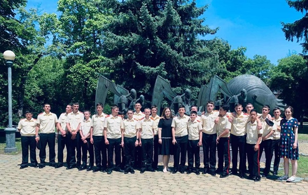 Обучающиеся СКСВУ посетили СКГМИ