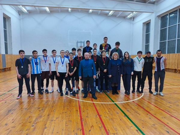 Соревнования по настольному теннису и мини-футболу определили победителей и призеров