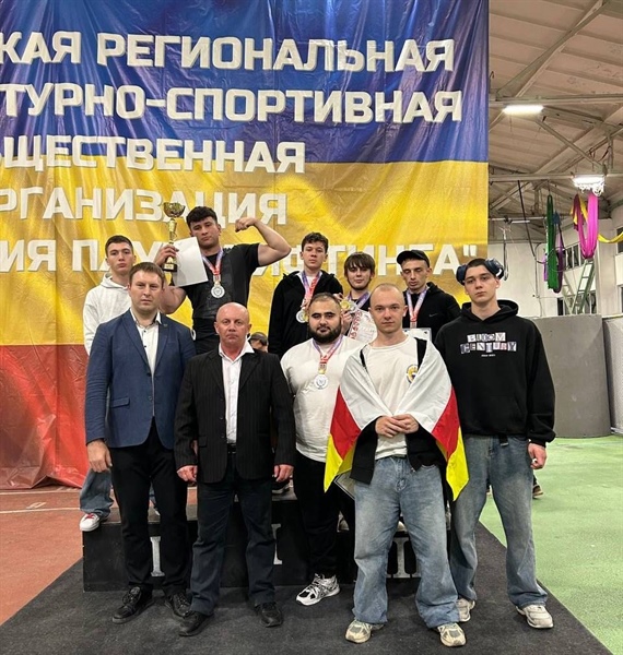 Студенты СКГМИ успешно выступили на Кубке и первенстве Ростовской области по пауэрлифтингу