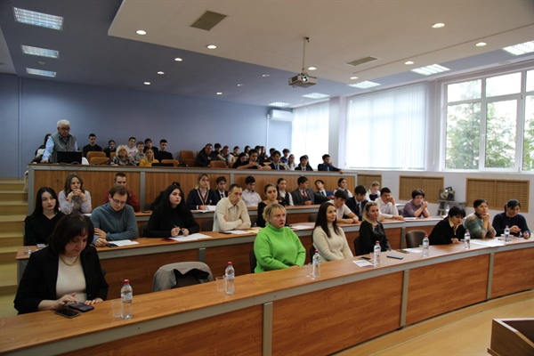 В СКГМИ обсудили психологию студентов в цифровую эпоху