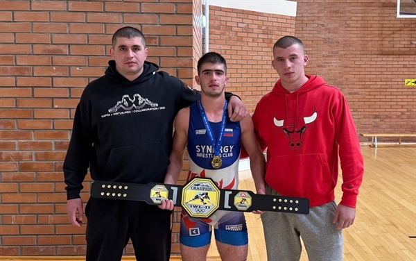 Азамат Кочиев – чемпион Ирафской борцовской лиги