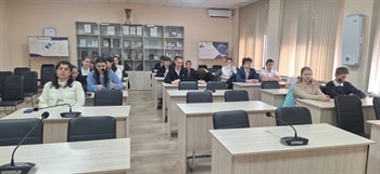 Экскурсия на «Баспик»: школьникам показали мир оптоэлектроники