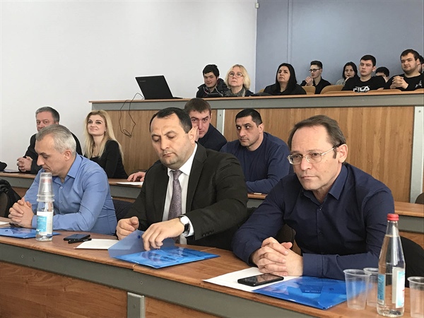 На пути к освоению микропроцессорной релейной защиты на Северном Кавказе