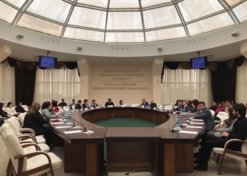 В СКГМИ прошёл круглый стол на тему «Государственное управление сферой культуры региона в условиях общественной трансформации»